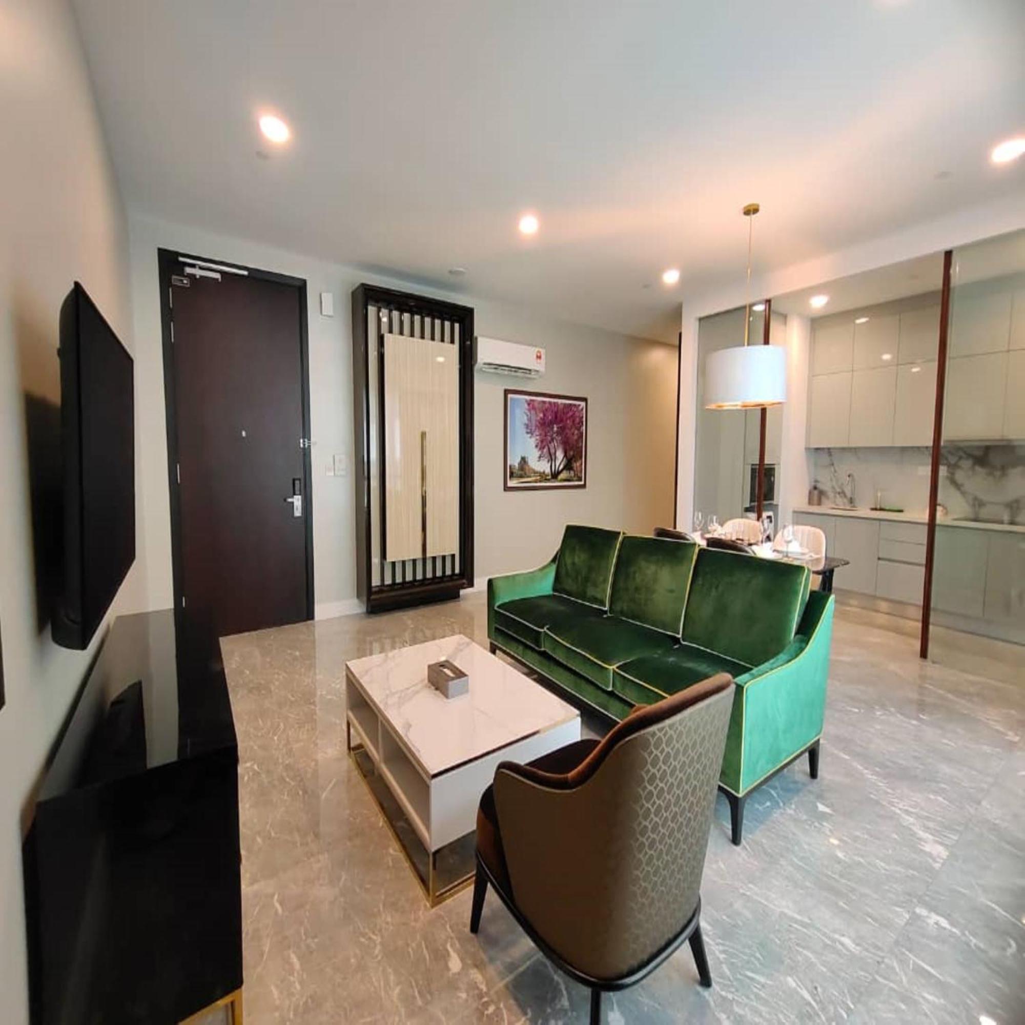 The Face Style Hotel クアラルンプール エクステリア 写真 A living room in a serviced apartment in Singapore
